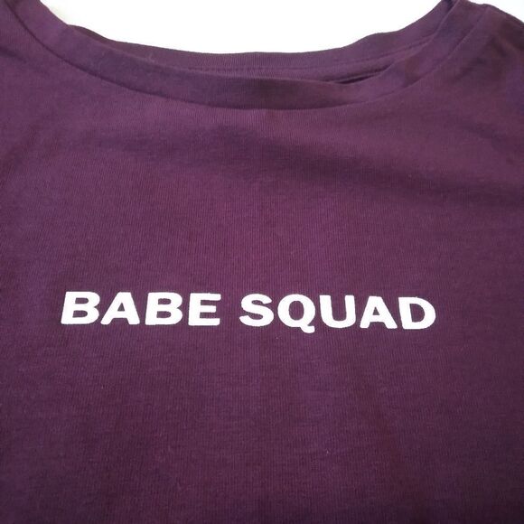 Divided H&M Burgundy Red Babe Squad Graphic 3/4 Sleeve Cropped Tee Women's Small - Picture 8 of 11
